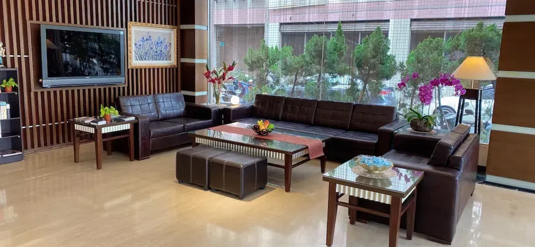 Lobby sitting area