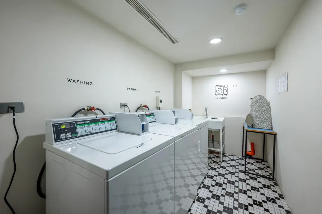 라이트 호스텔 (Light hostel)