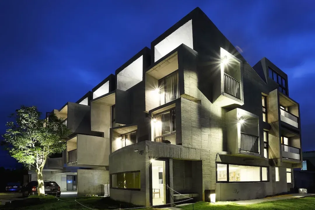 Pingtung County-The Light Inn
