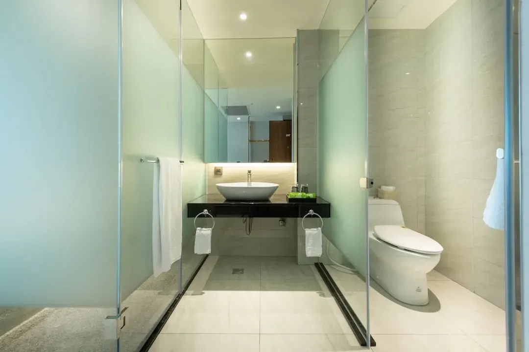 Bathroom amenities