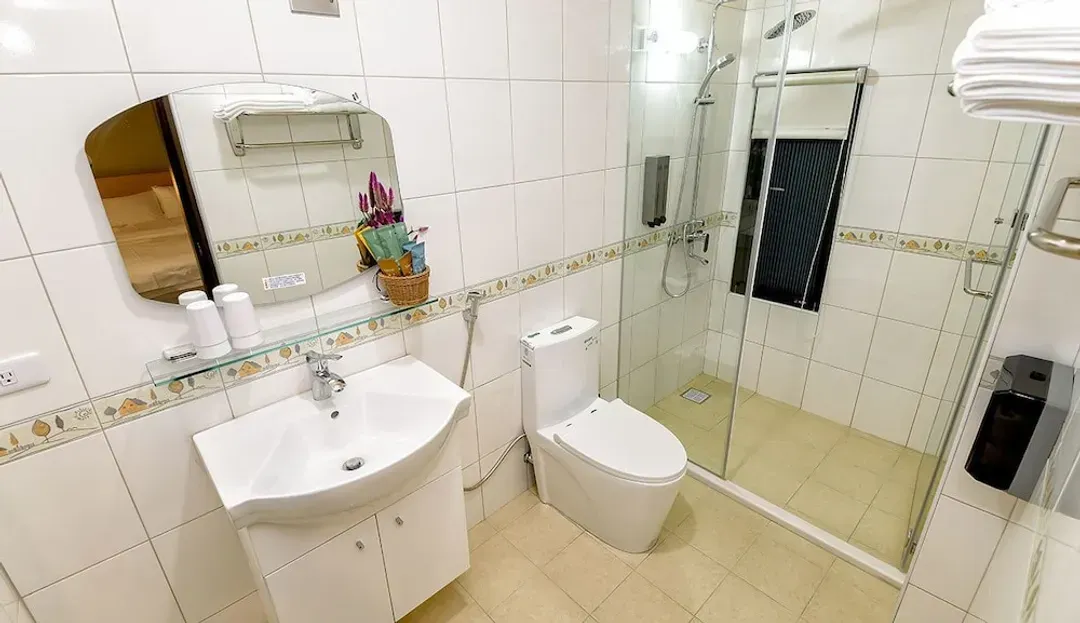 Bathroom sink