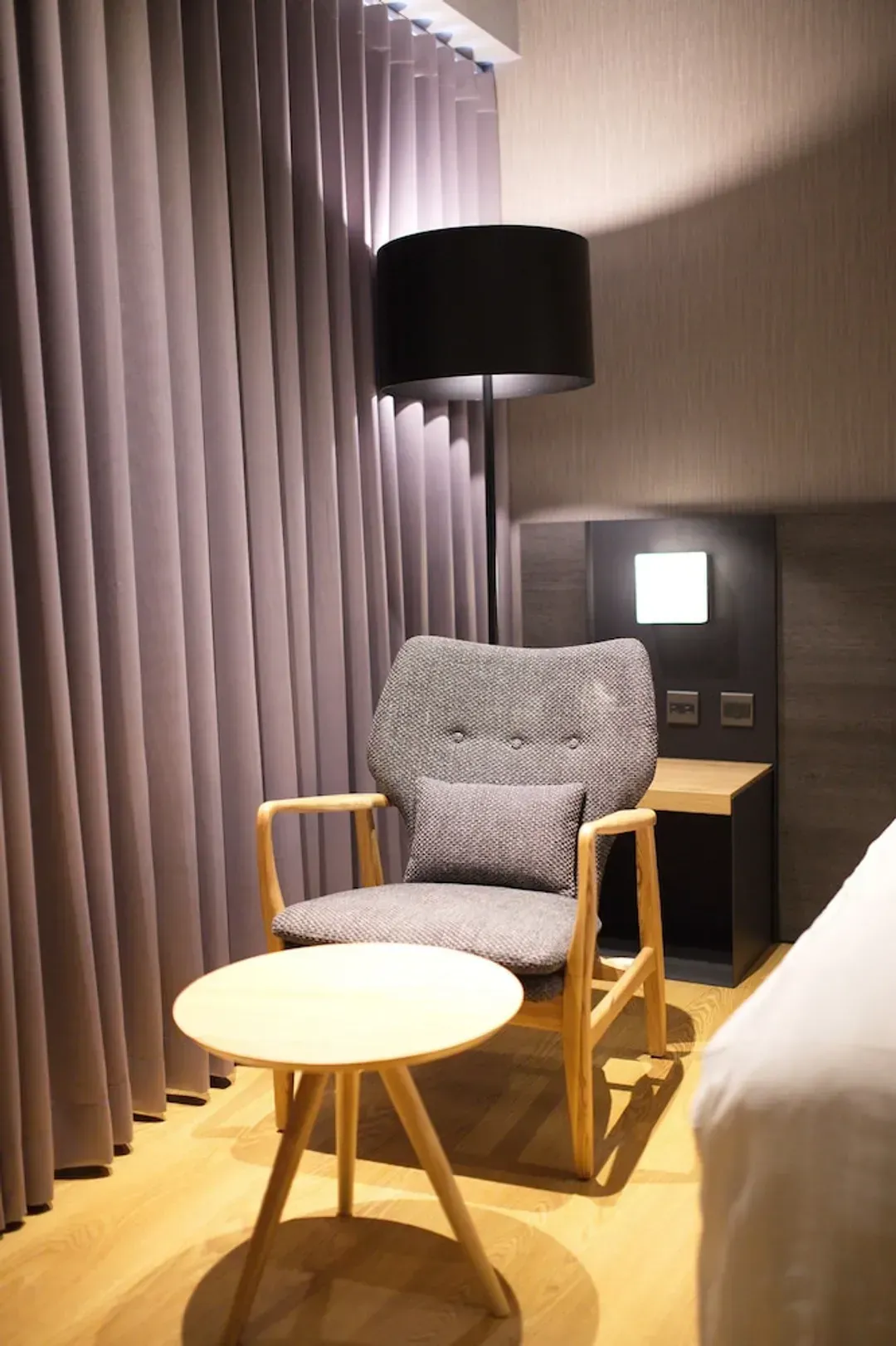 Room amenity