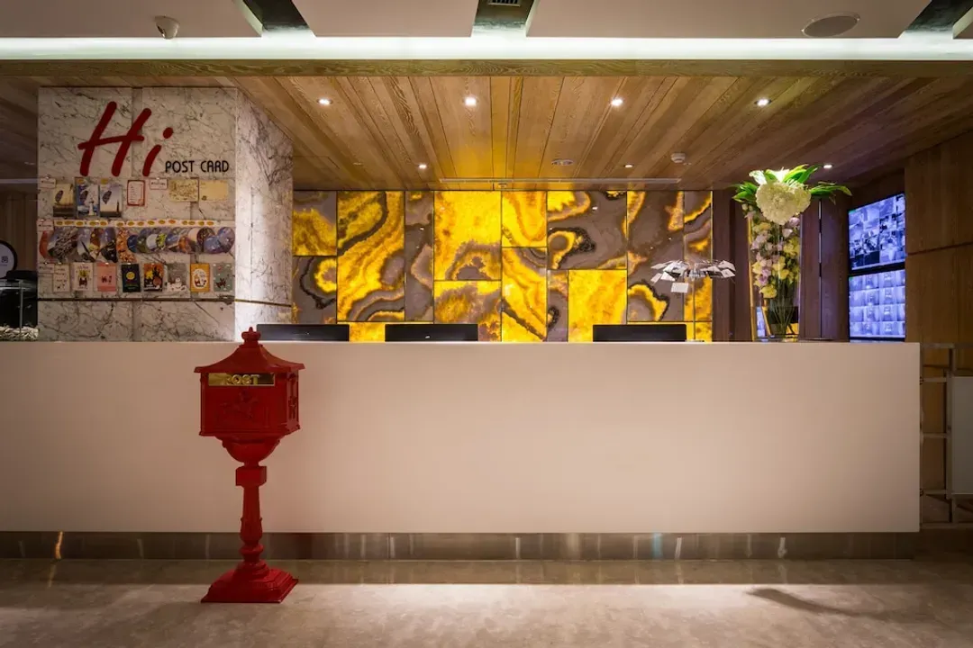Lobby sitting area