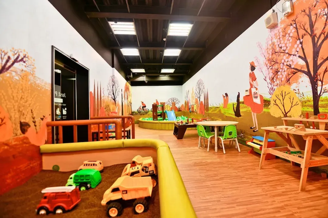 Children's play area - indoor