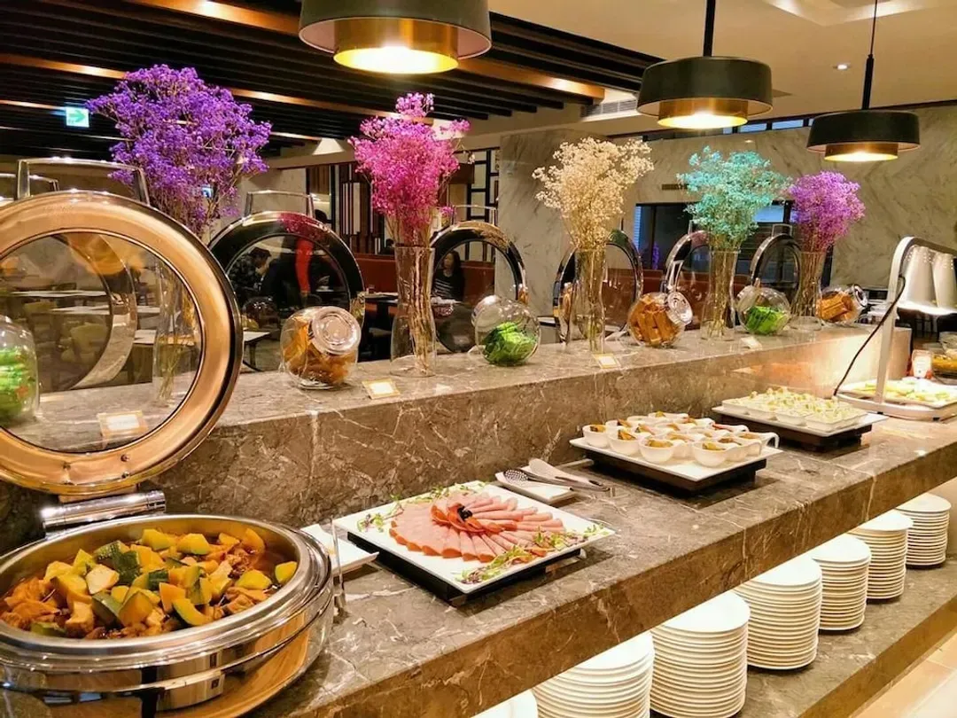 Breakfast buffet