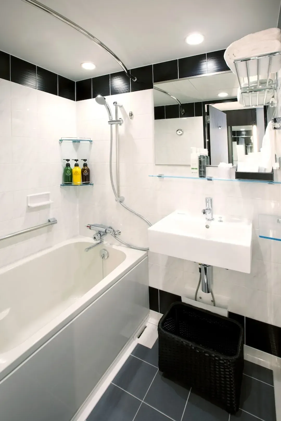 Bathroom shower