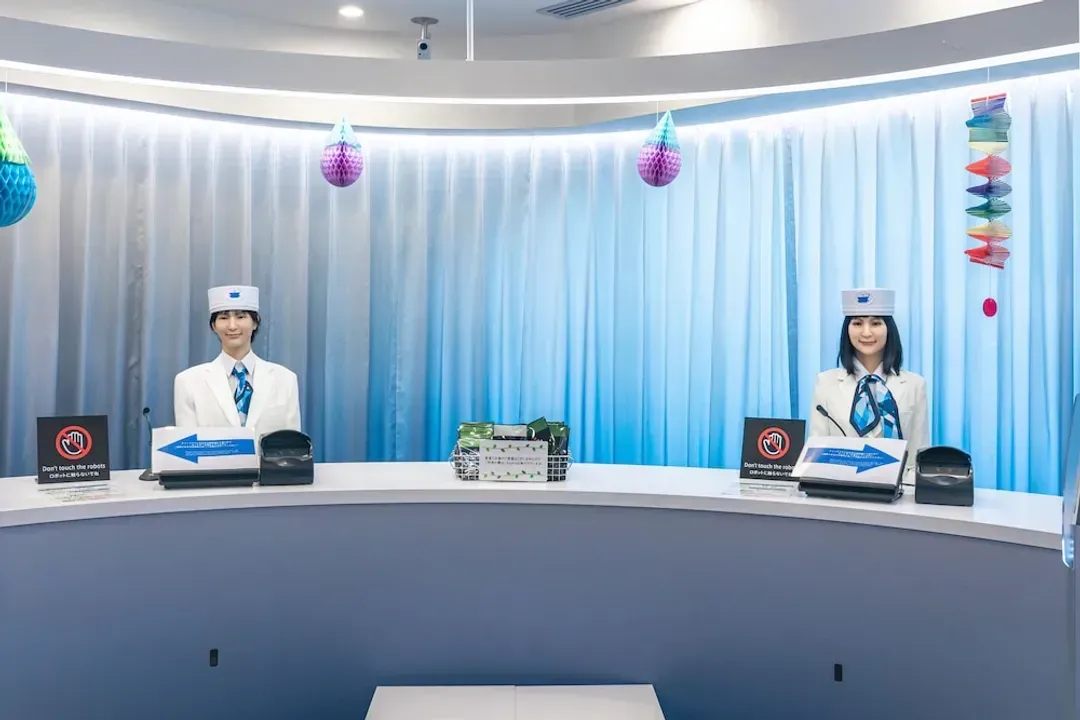 Check-in/check-out kiosk