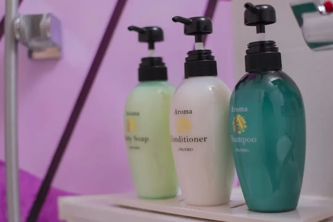 Bathroom amenities