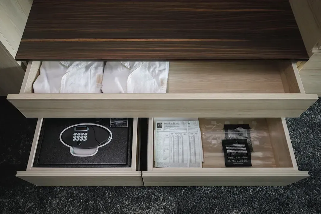 Room amenity