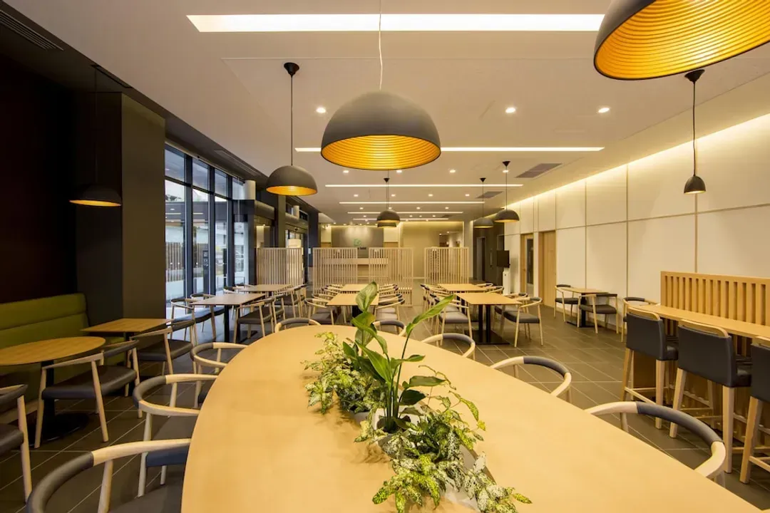 Lobby lounge