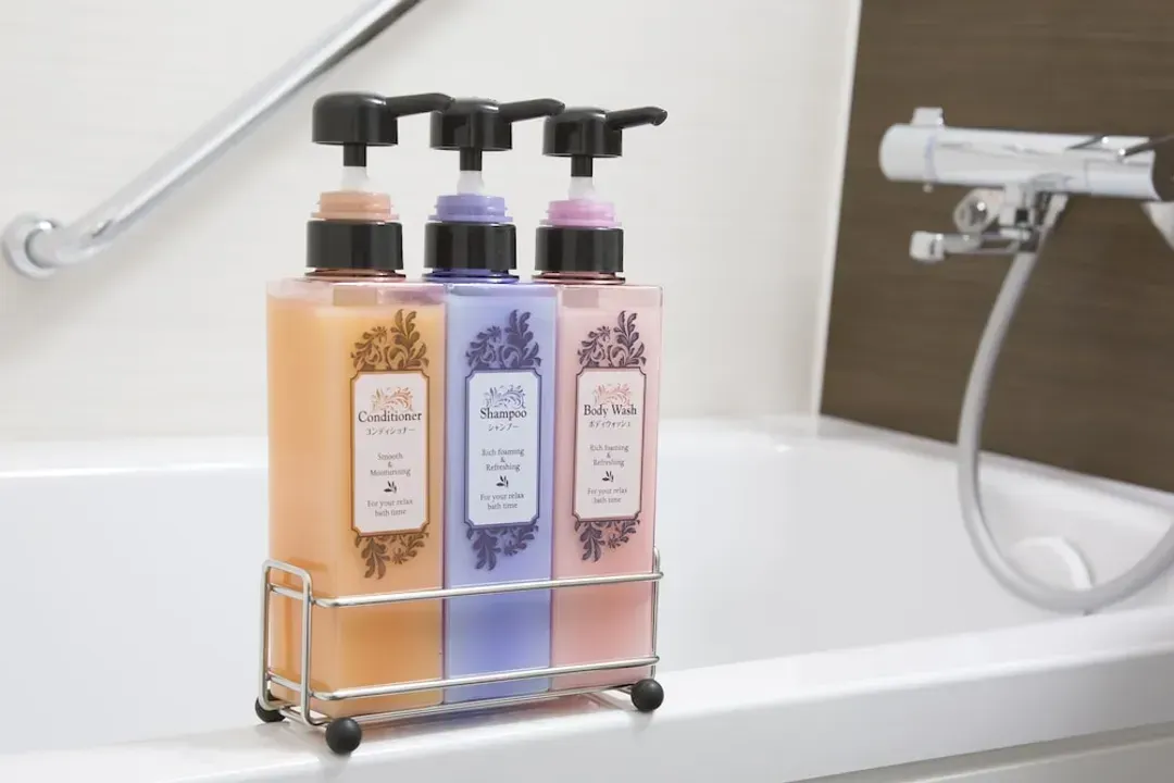 Bathroom amenities