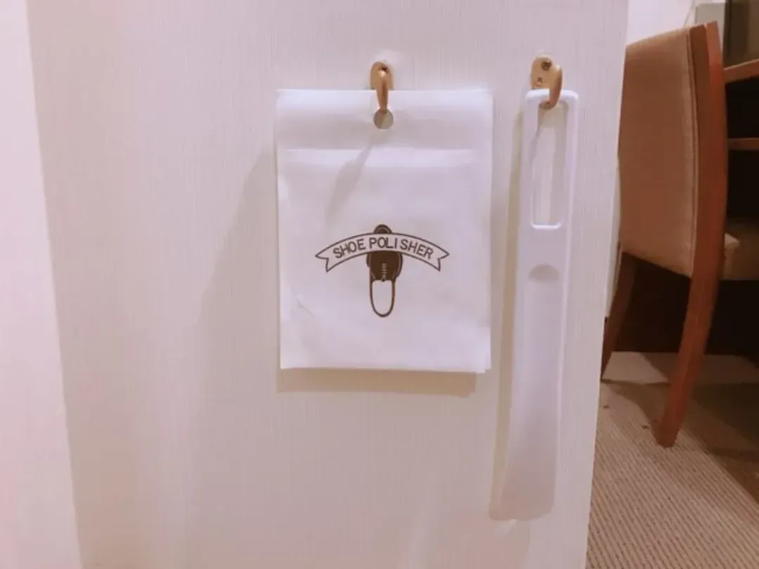 Room amenity