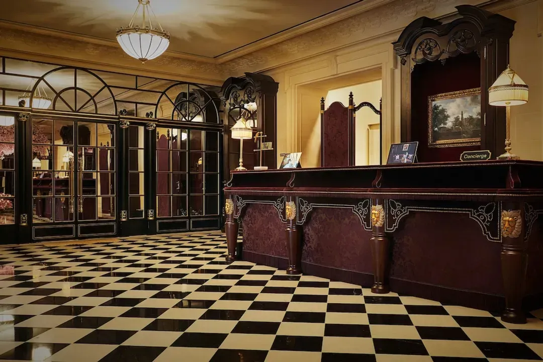 Concierge desk