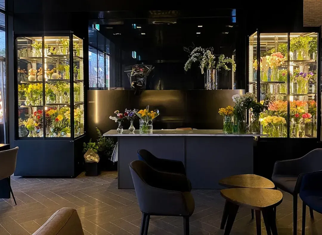 Lobby sitting area