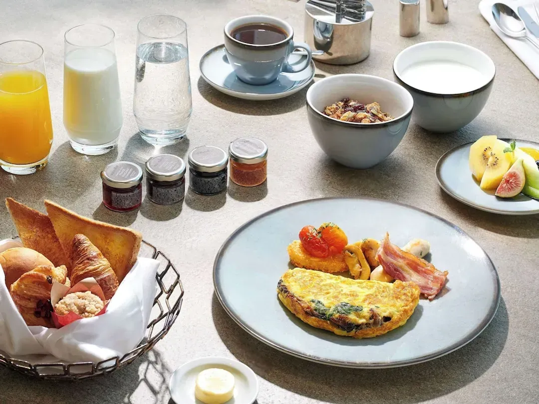 Breakfast area