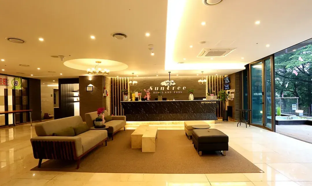 Lobby sitting area