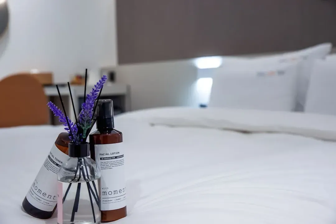 Room amenity