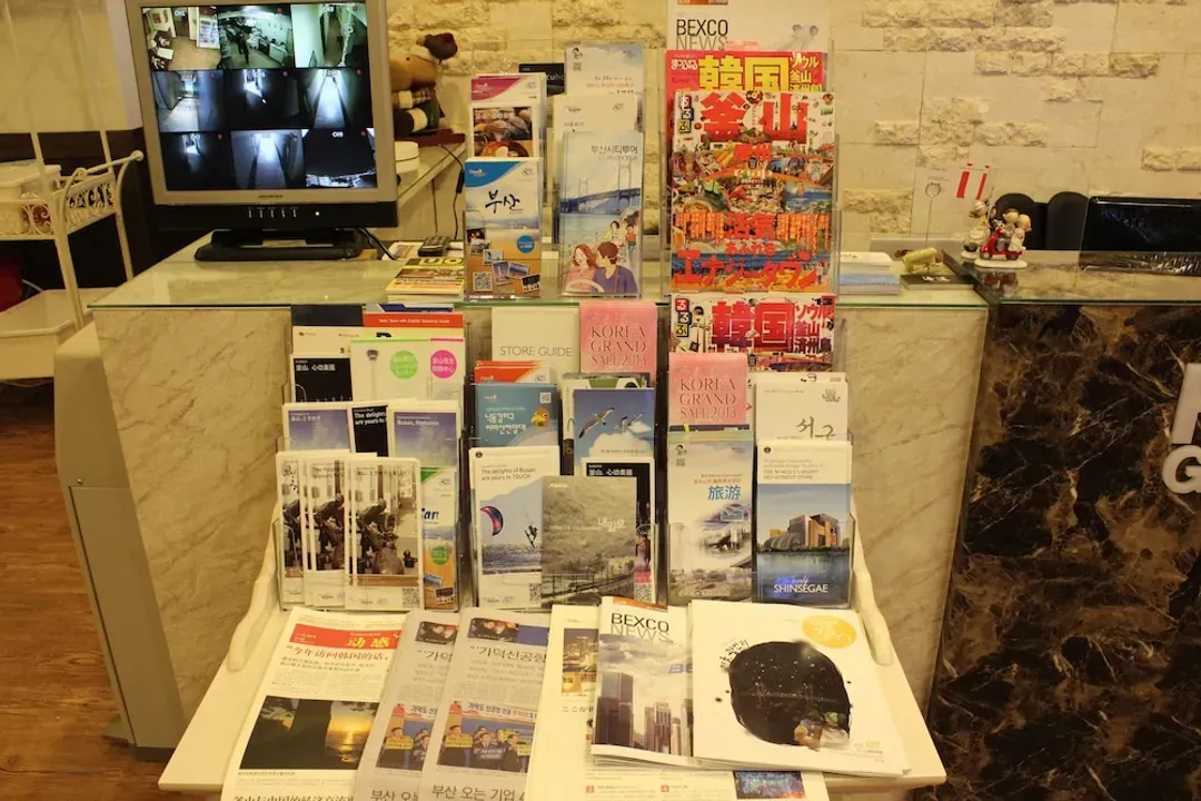 Concierge desk