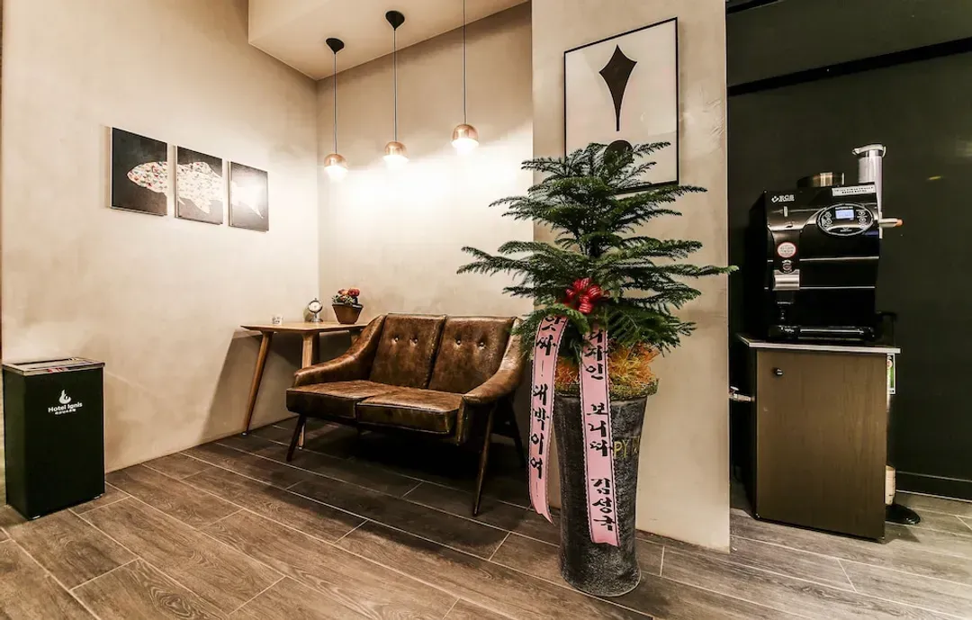 Lobby sitting area