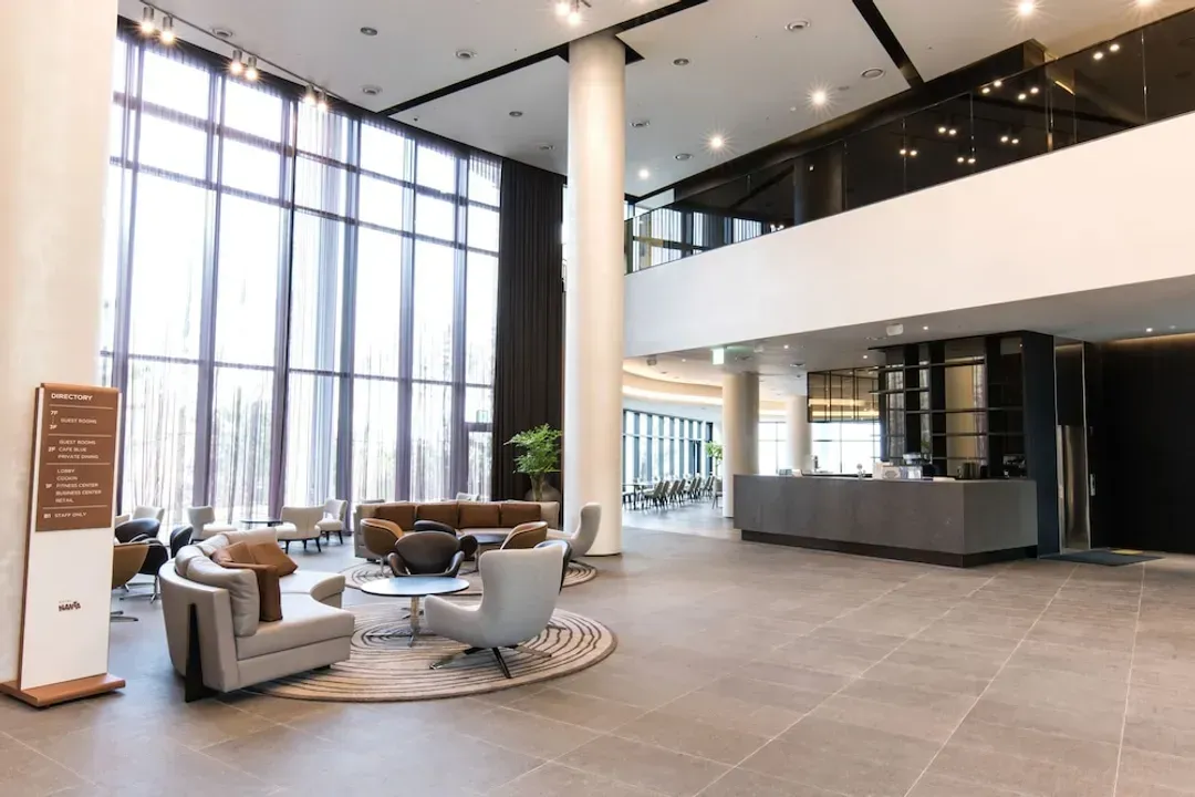Lobby lounge