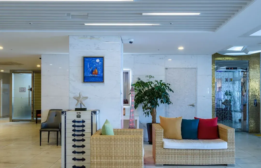 Lobby sitting area