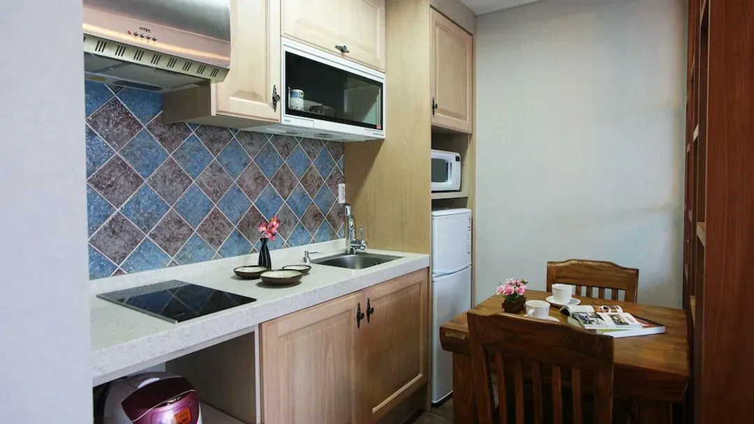 Private kitchenette