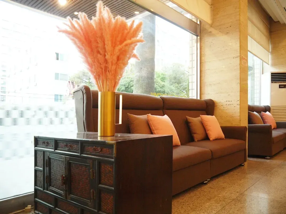 Lobby sitting area