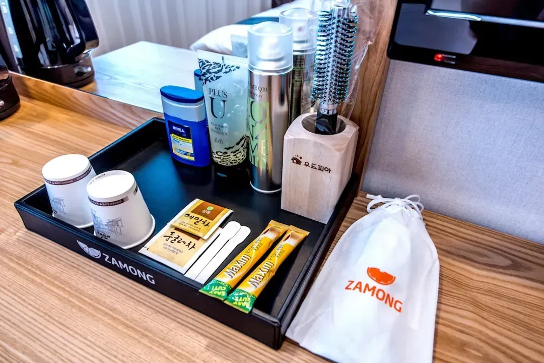 Room amenity