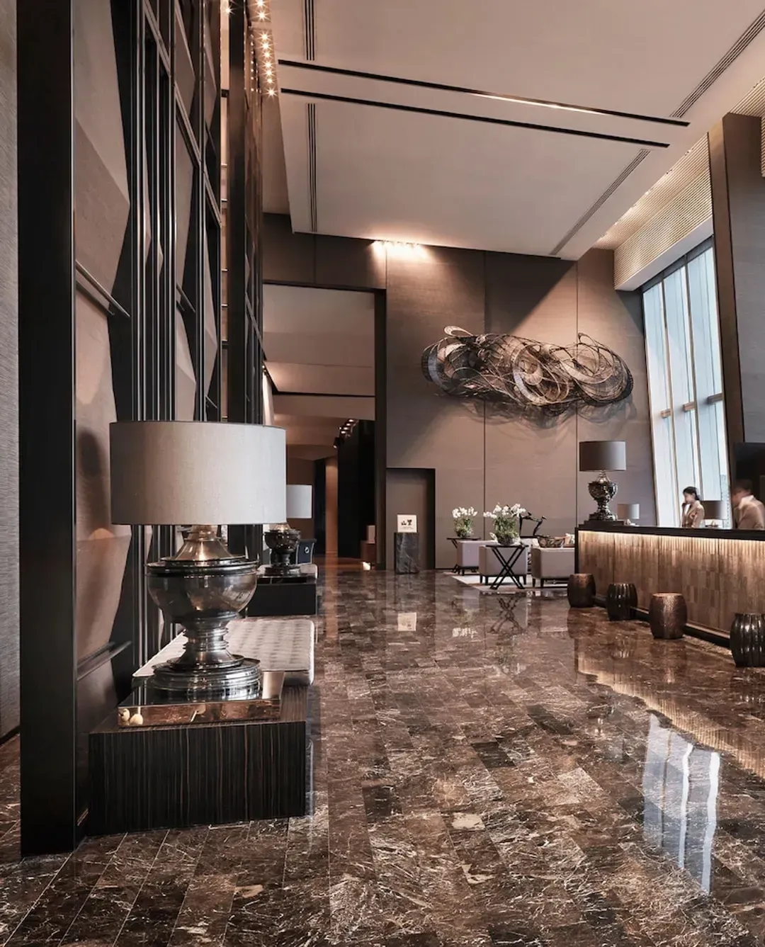 Lobby lounge