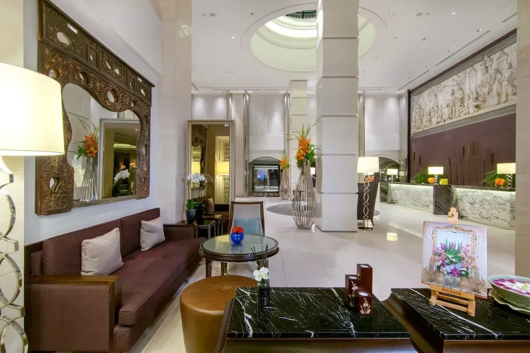 Lobby sitting area