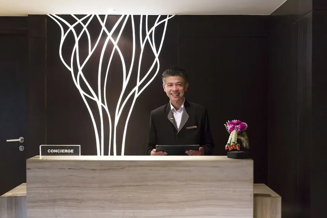 Concierge desk