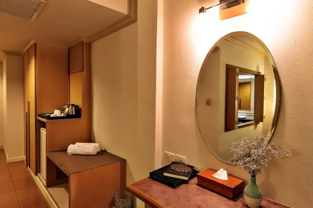 Room amenity