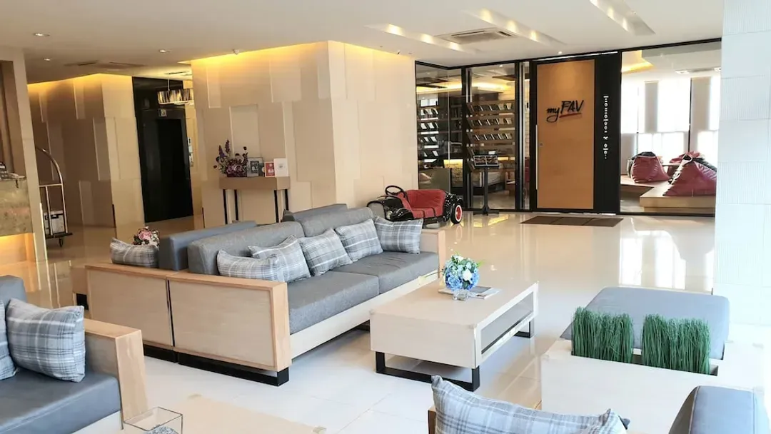 Bangkok-Parinda Hotel