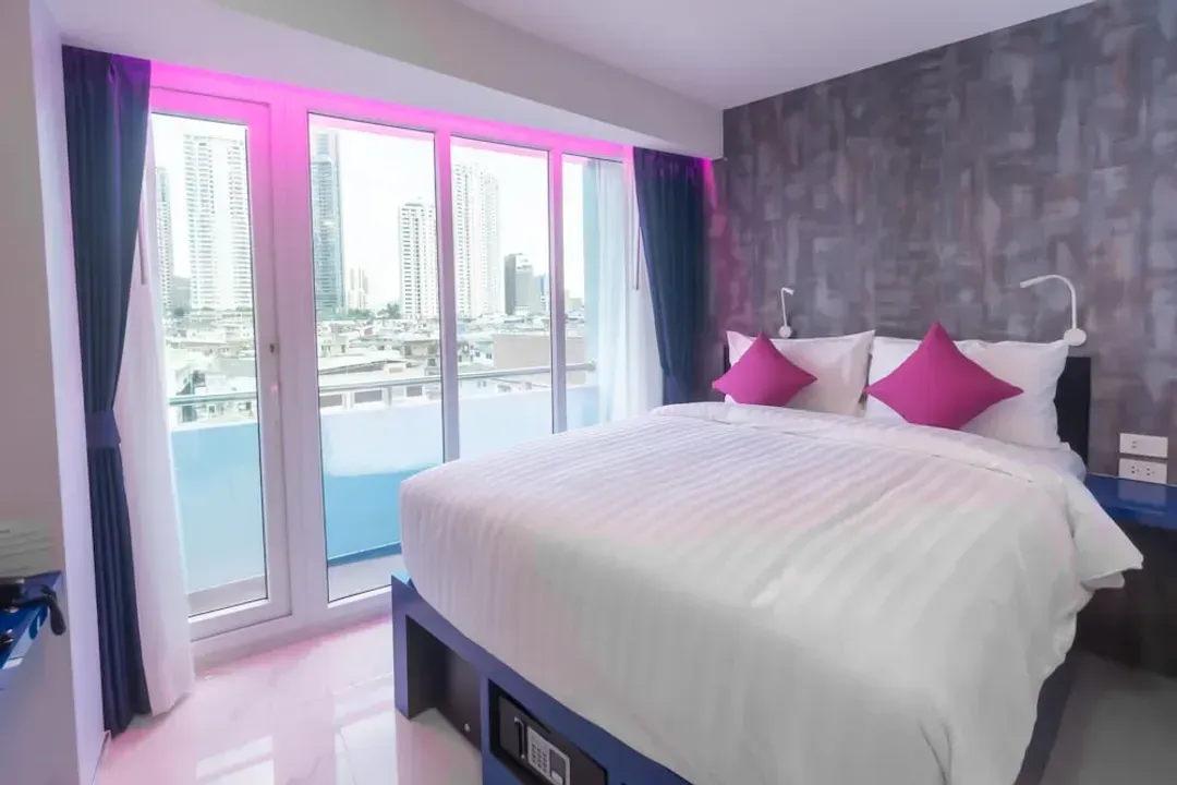 Bangkok-Spark Hotel
