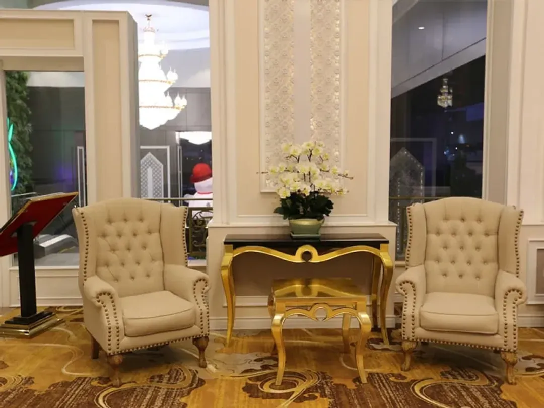 Lobby sitting area