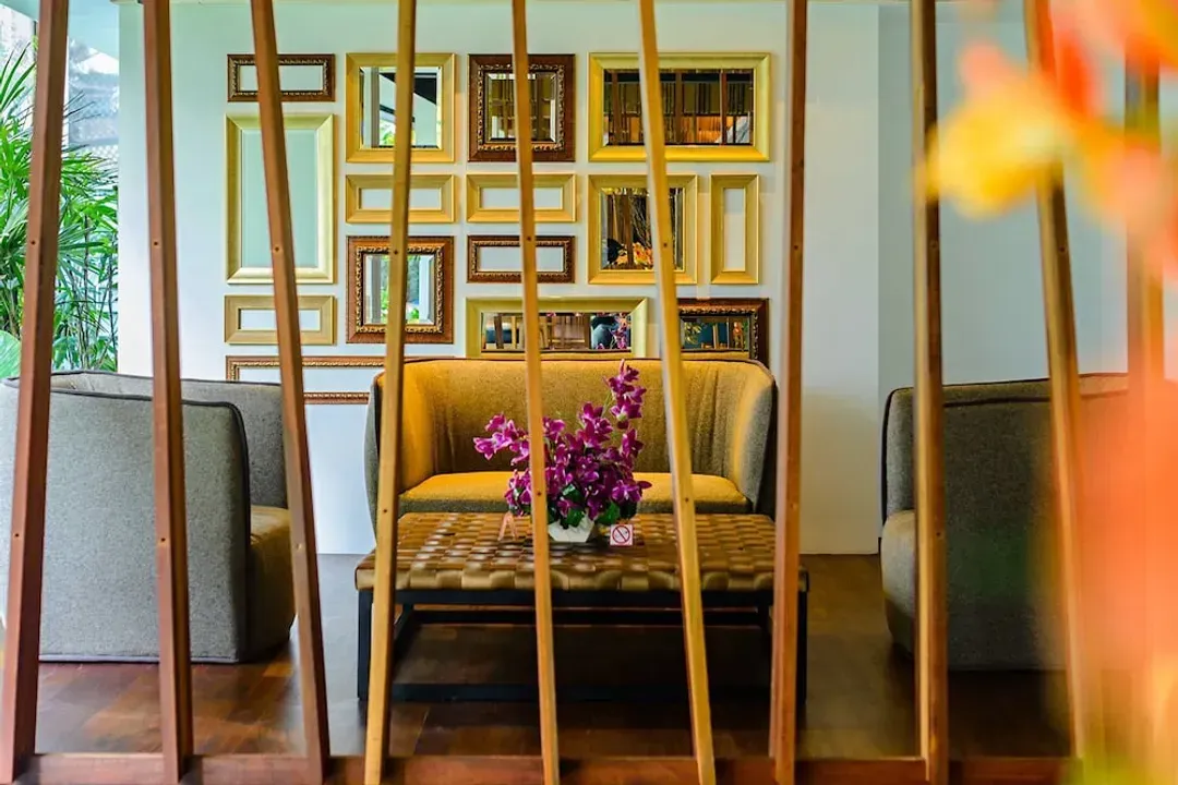 Lobby sitting area