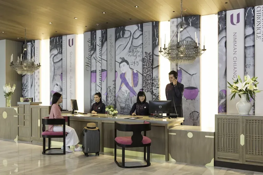 Check-in/check-out kiosk