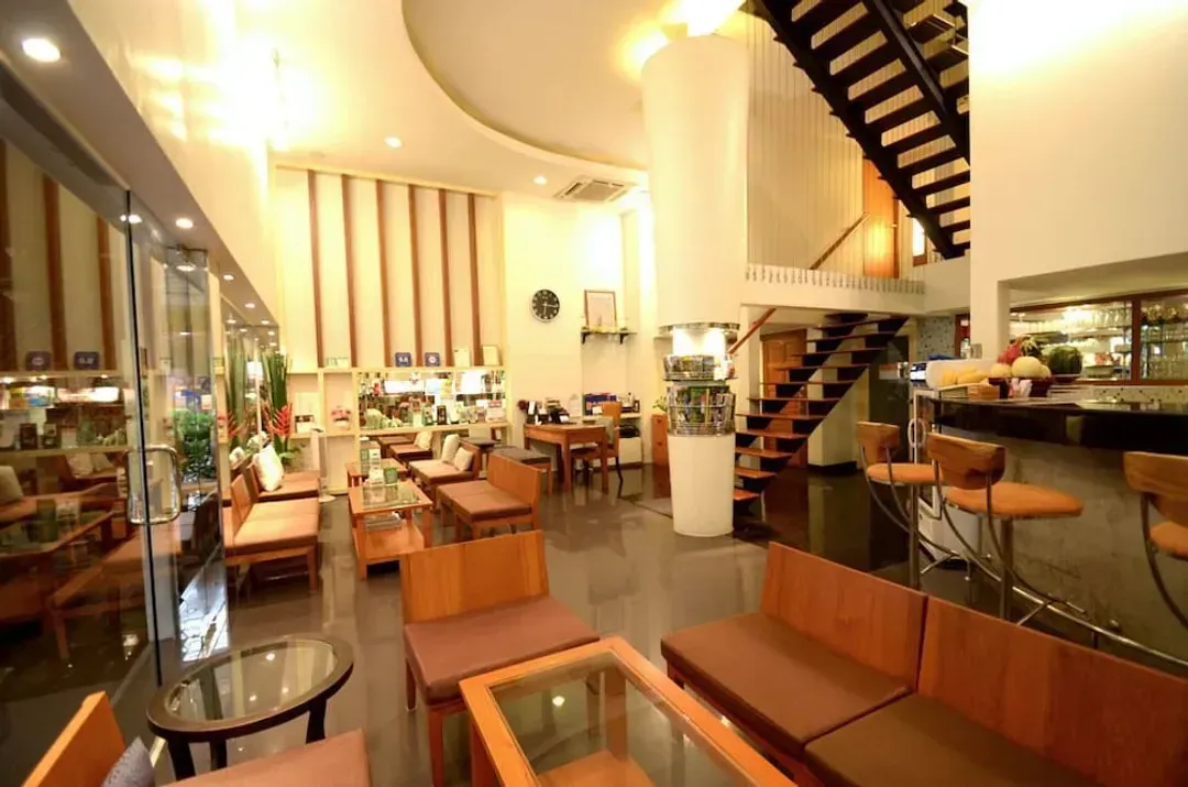 Lobby sitting area