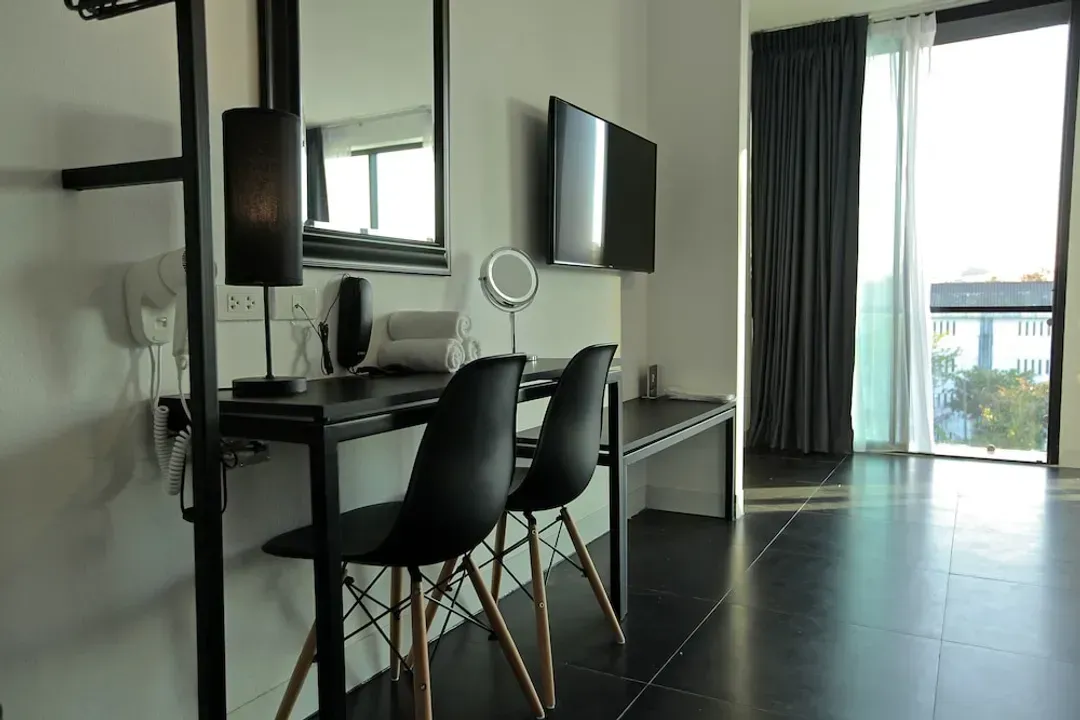 Room amenity