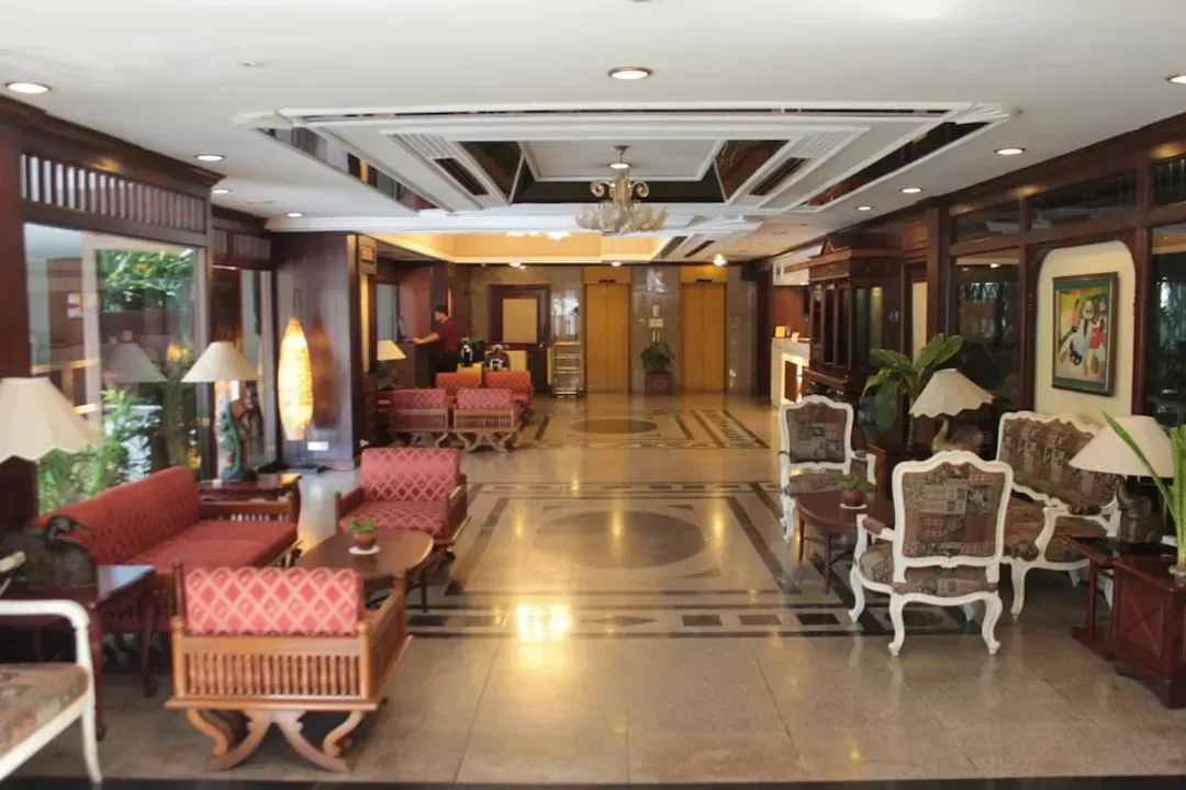 Lobby sitting area