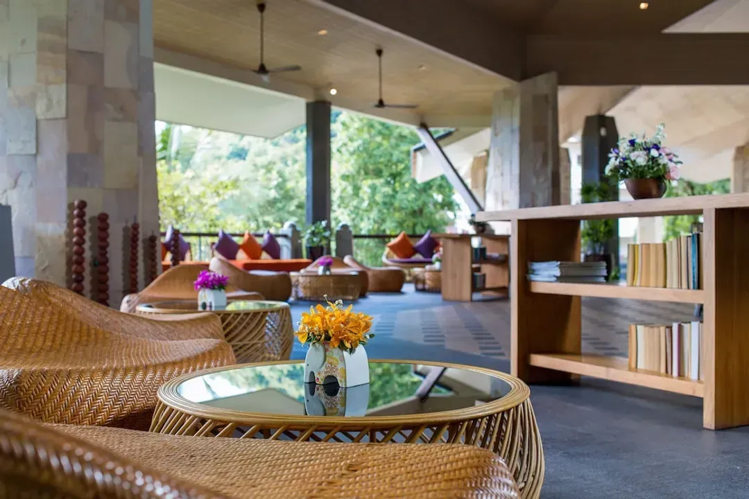 Lobby sitting area