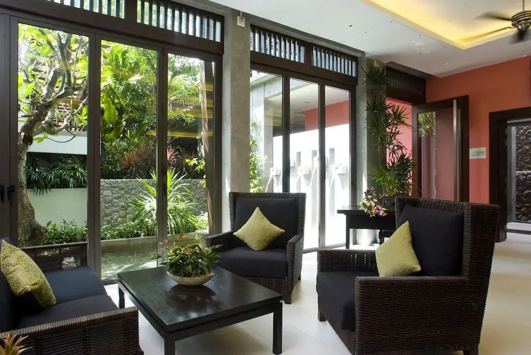 Lobby sitting area