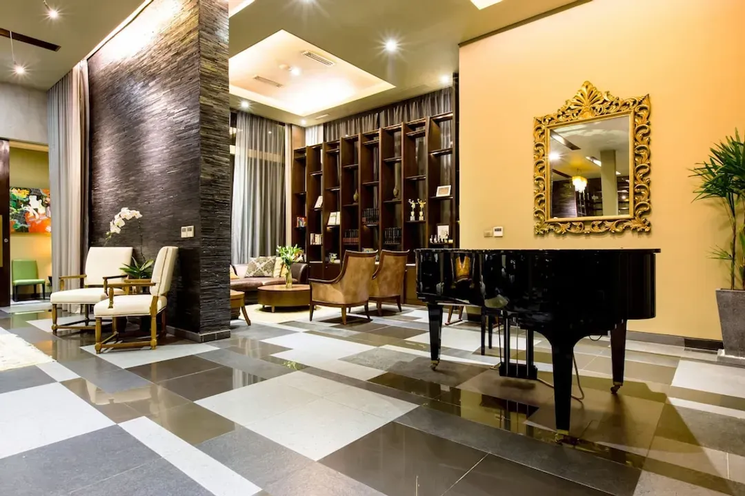 Lobby sitting area