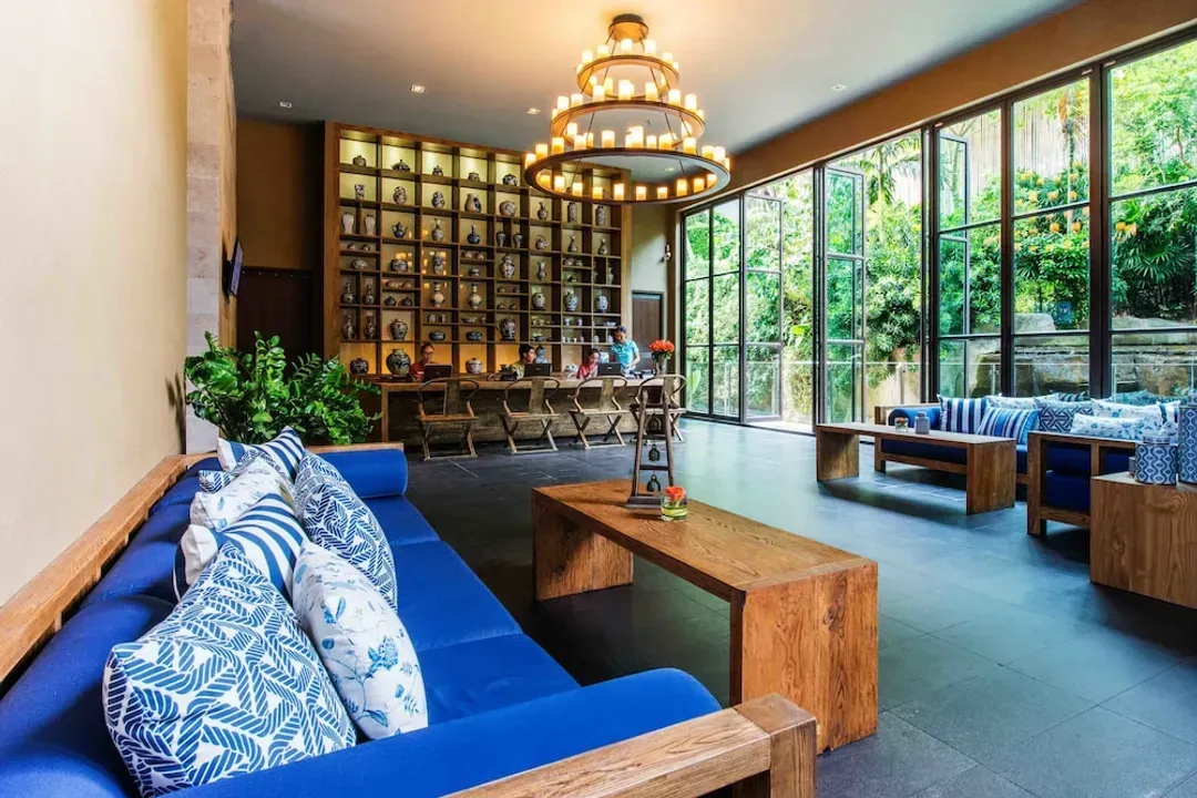 Lobby sitting area