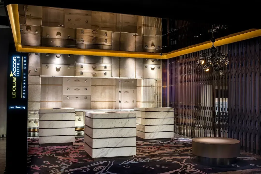 Concierge desk