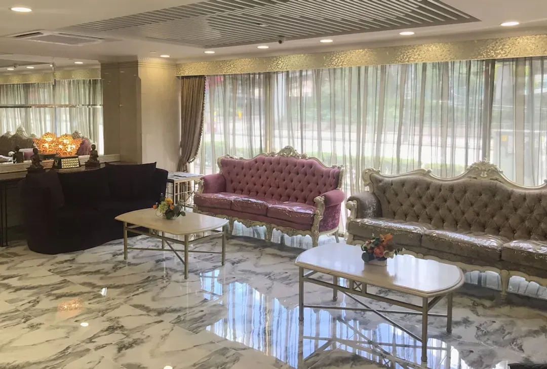 Lobby sitting area