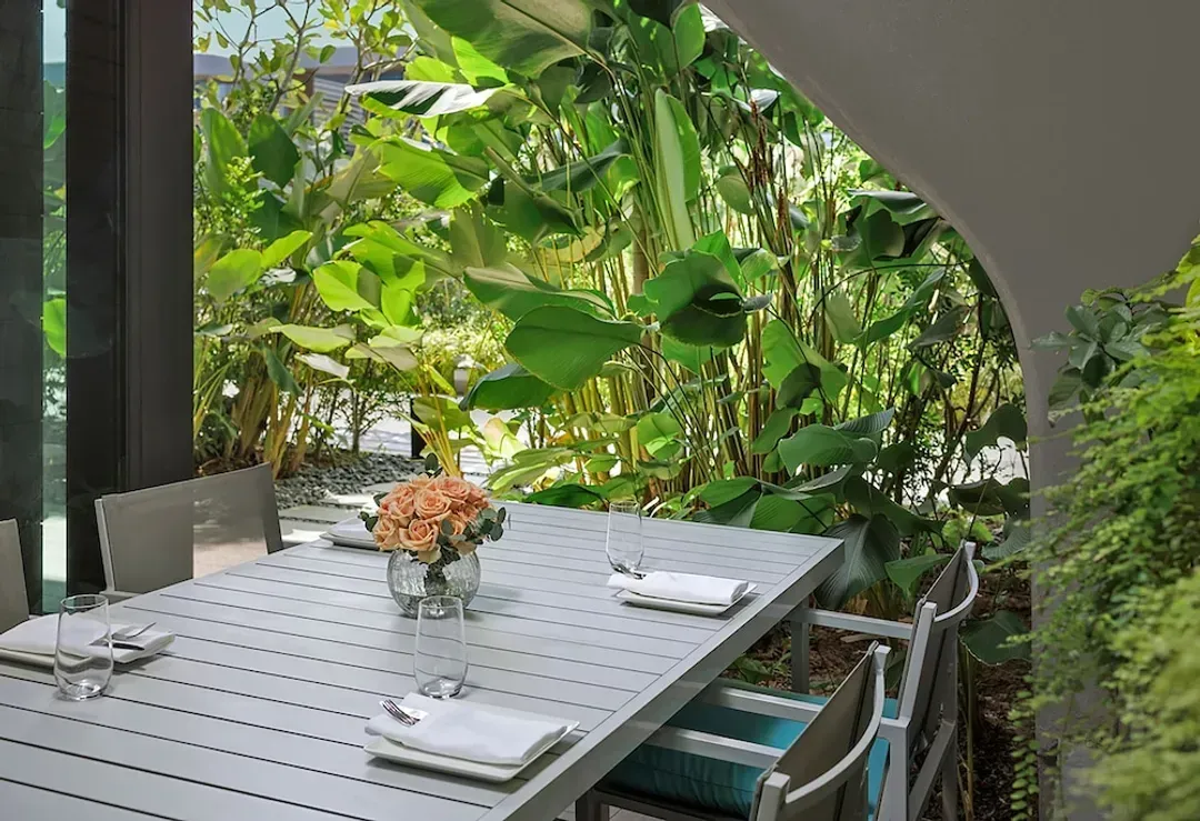 新加坡朱斯萨尼湖景饭店