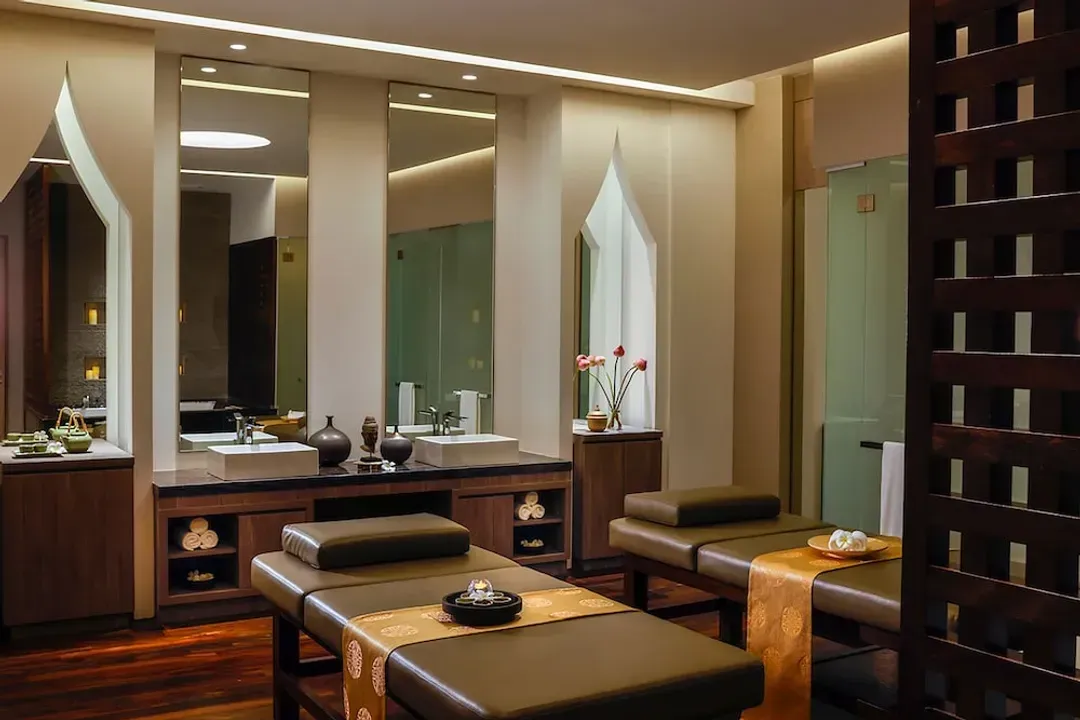 新加坡朱斯萨尼湖景饭店