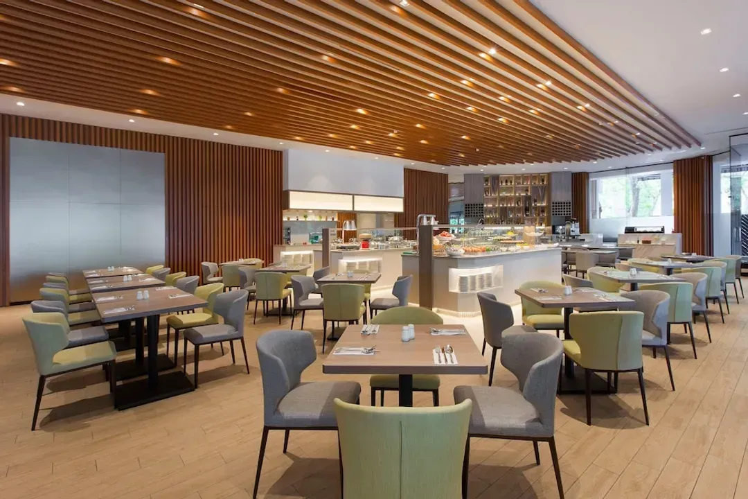 新加坡河景喜来登福朋饭店