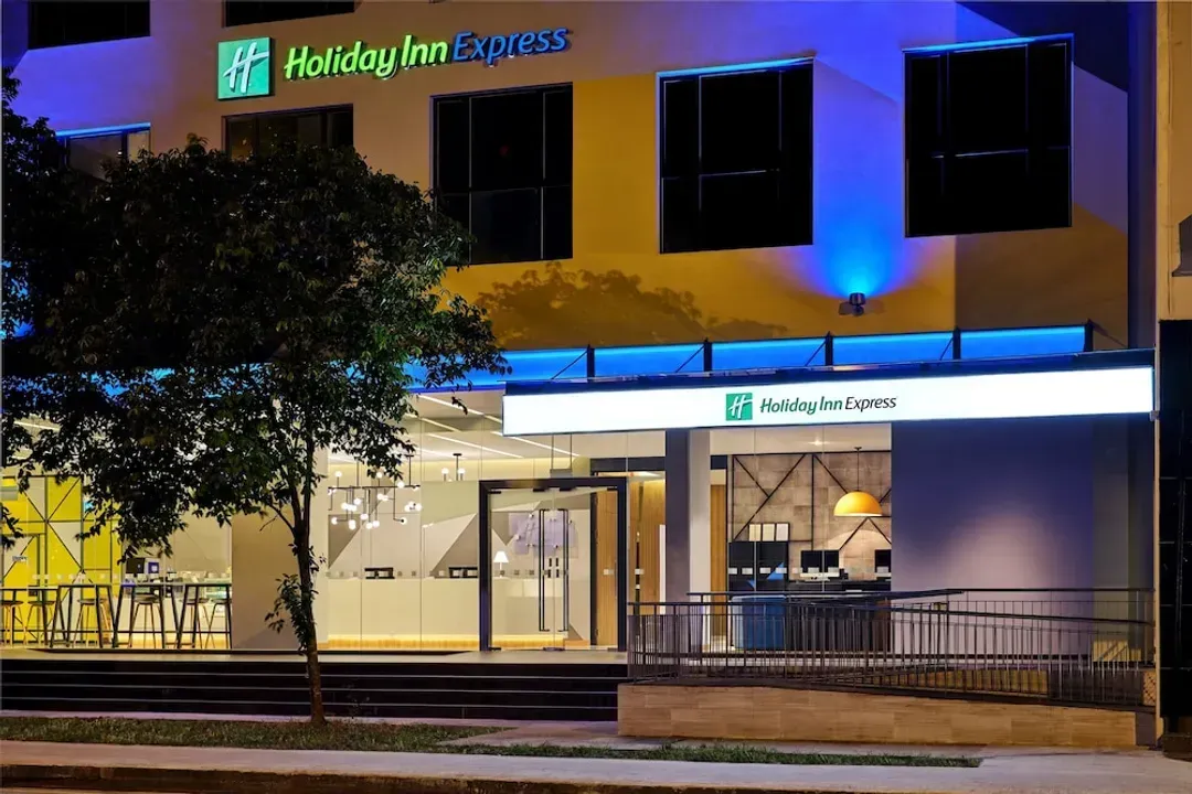新加坡實龍崗島智選假日飯店 - IHG 旗下飯店